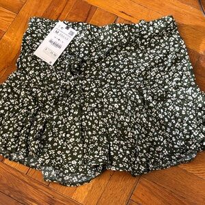 Zara Green Floral Mini Skirt